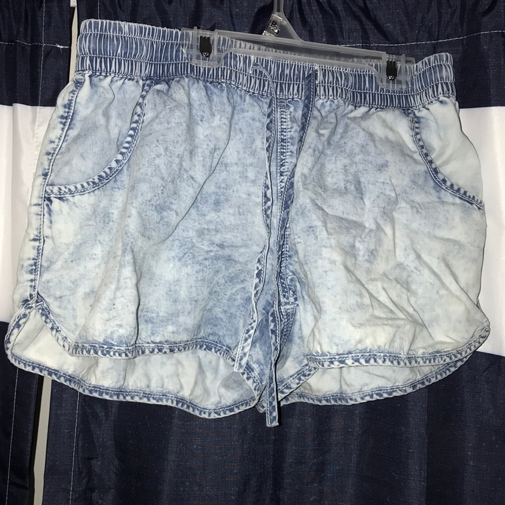 Acid Wash shorts!